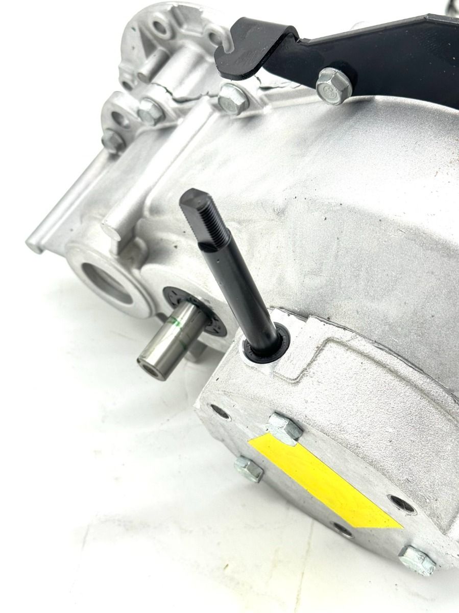 American Landmaster Axle, Transaxle IRS 12:44:1 - 19440